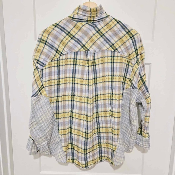 Free People 'One of the Guys' Oversized Plaid Button size small - Picture 6 of 10